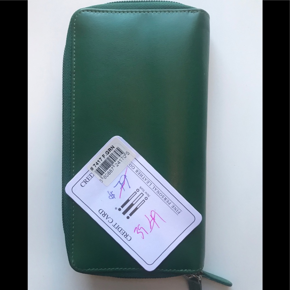 New Extra large genuine leather zip wallet green